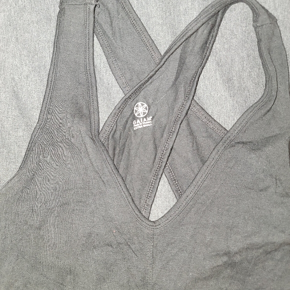 Gaiam Criss Cross Cinched Tank Top - XS - Black - Picture 2 of 4